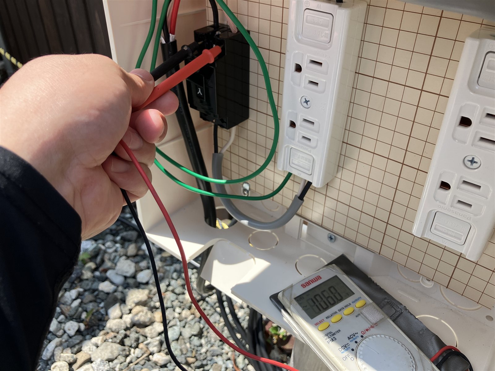 通電確認の様子